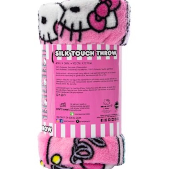 Hello Kitty Silk Touch Throw Blanket - Picture 2 of 4